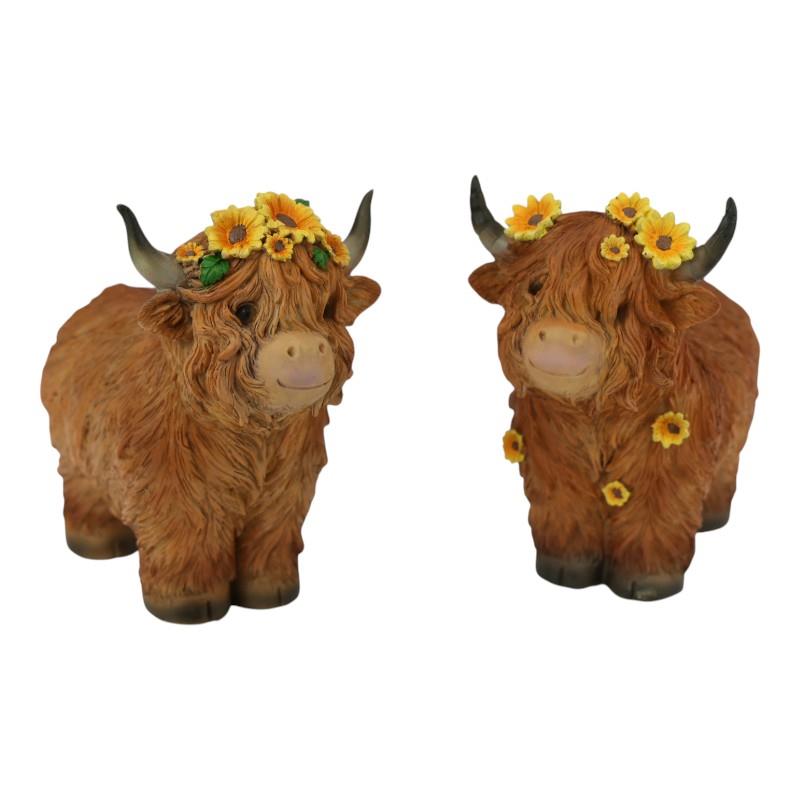 Highland Cow with Sunflowers – 19cm