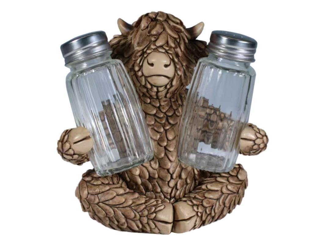 Highland Cow Salt & Pepper Shaker – 13cm