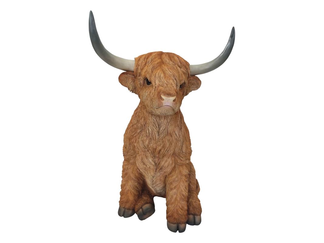 Large Sitting Highland Cow – 53cm