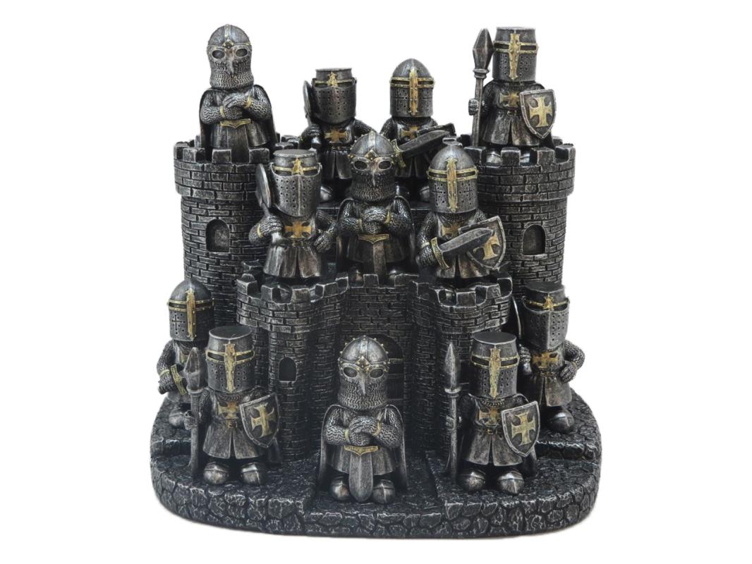 Medieval Knight on Castle Display – 6cm